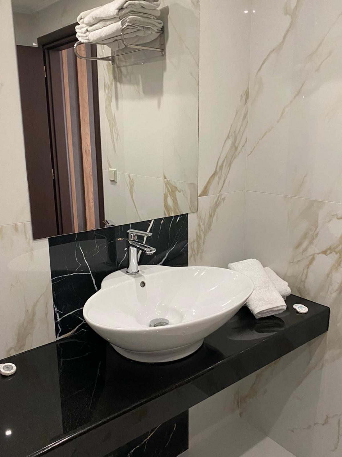 Selefkos Palace Igoumenitsa Bagian luar foto
