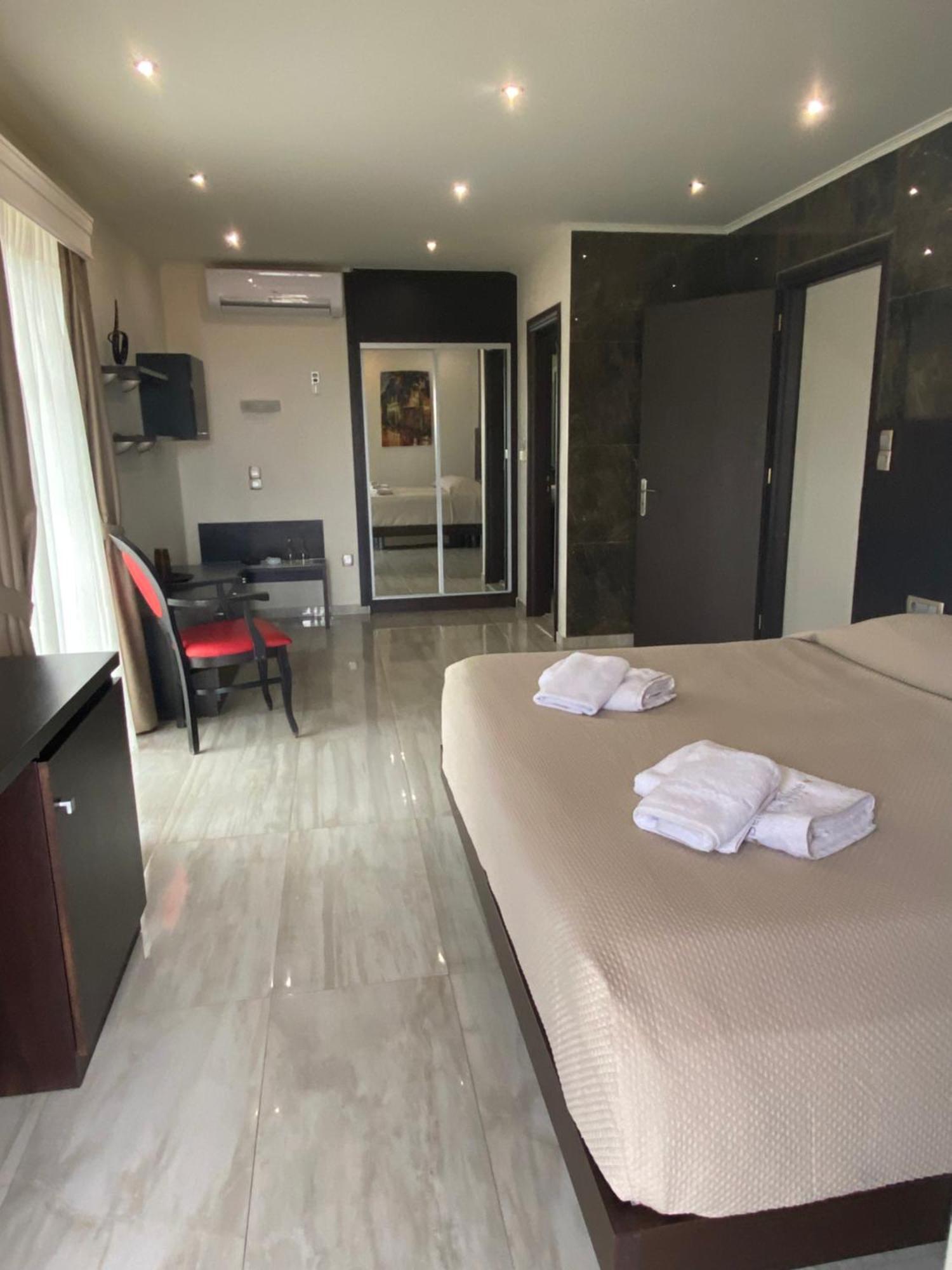 Selefkos Palace Igoumenitsa Bagian luar foto